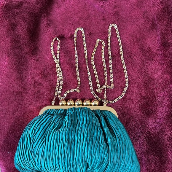 Chic Teal Clutch with Gold Accents - Picture 9 of 9